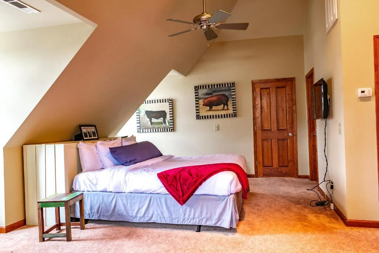 The Nash Guest House Nashville